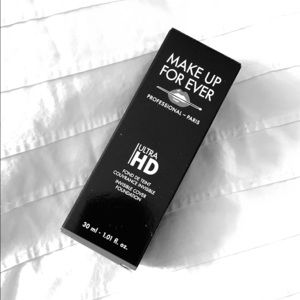 MAKE UP FOR EVER Foundation